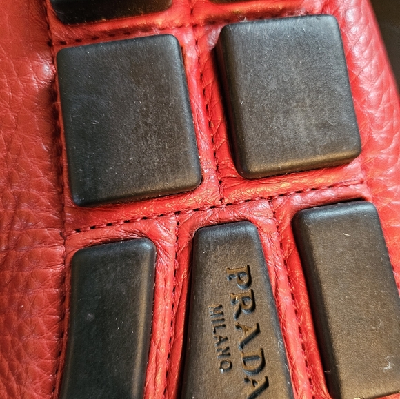 Prada Women High quality Saffiano Leather Logo Loafers - Picture 7 of 10